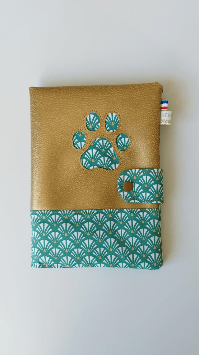 Protège carnet de santé Malaga
