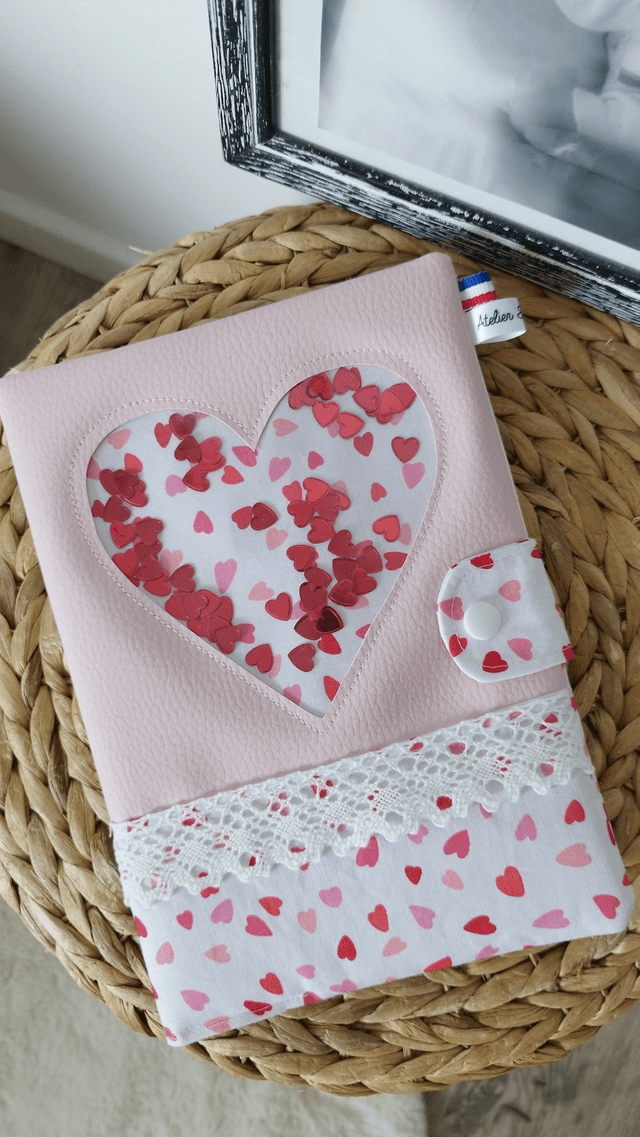 Protège carnet de santé Joli Cœur 